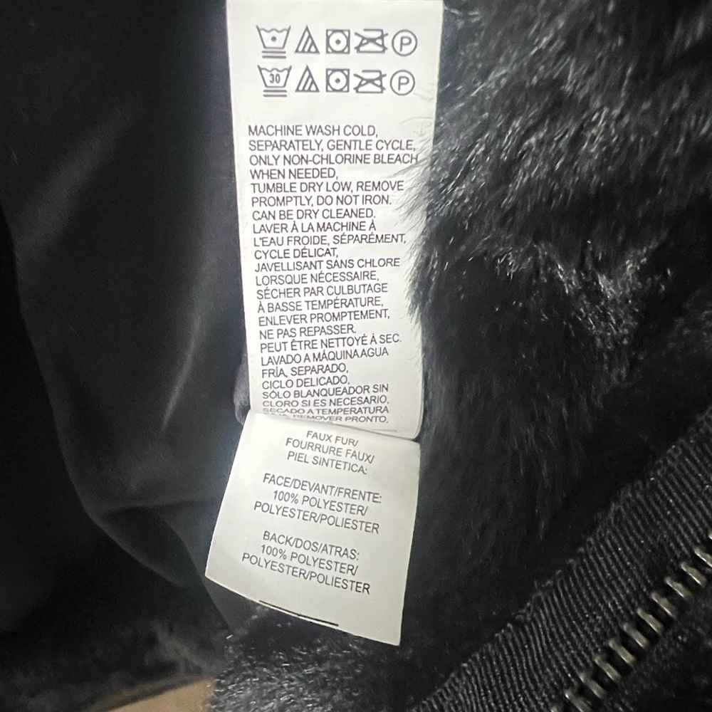 🌟🌟🌟LUCKY BRAND🌟🌟🌟
Black Faux Fur Women’s Jacket - Picture 9 of 9